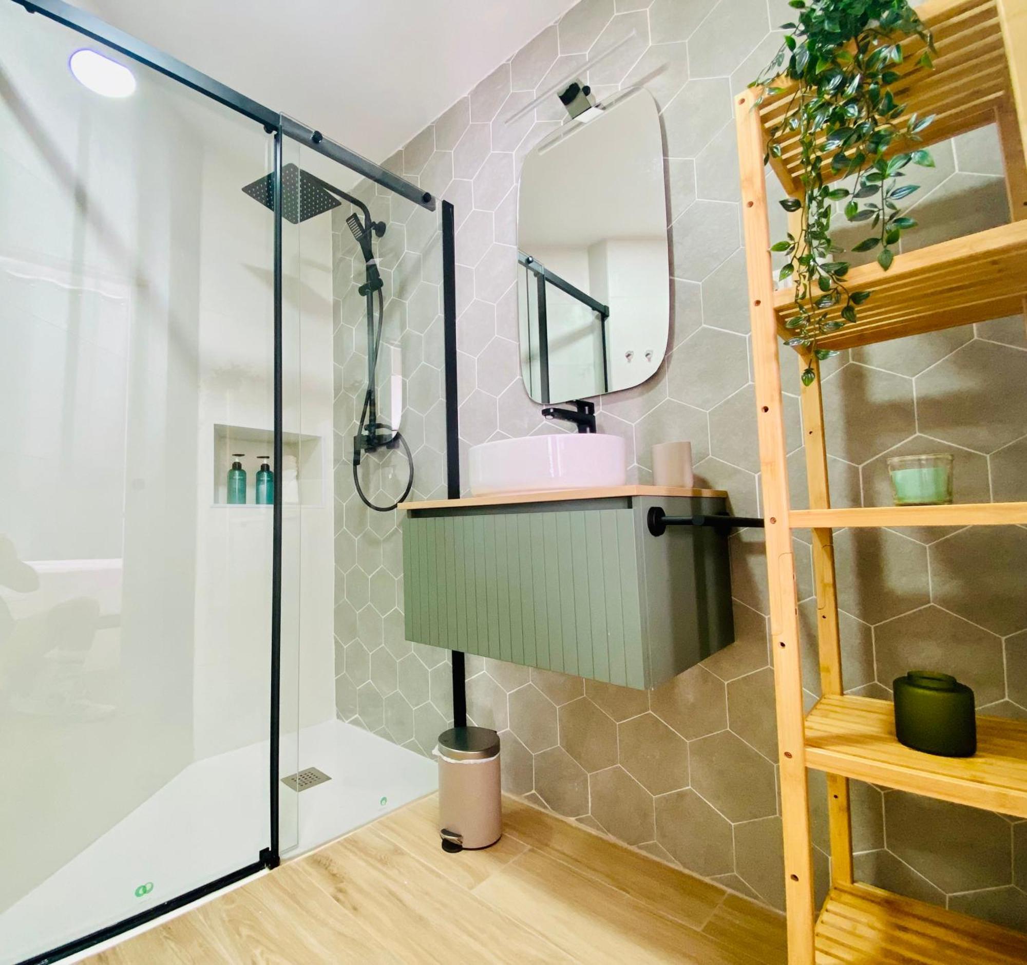 Bajo B - Design & Comfort In Ruzafa Soho فالنسيا المظهر الخارجي الصورة